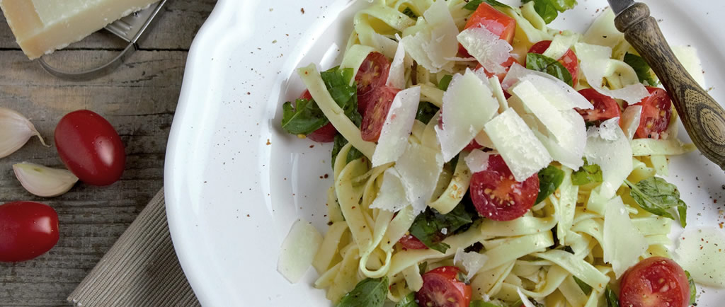 luccacookingclasses - Tagliatelle (handmade pasta) with pesto sauce